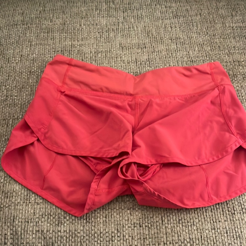 Size 2 Lulu lemon shots pink